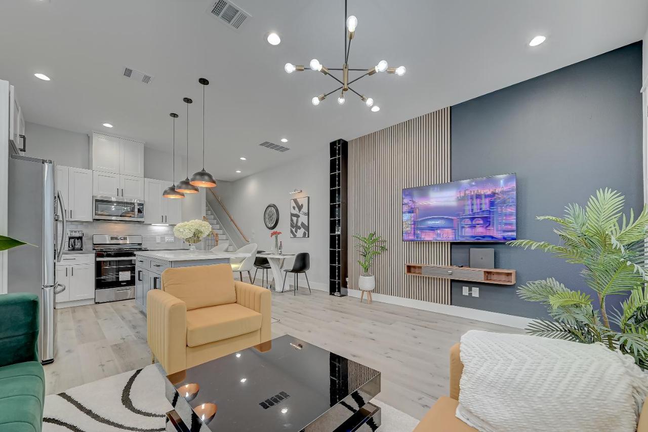 Elegant 3Br Haven- Games, Luxury & Lush Garden Villa ฮูสตัน ภายนอก รูปภาพ
