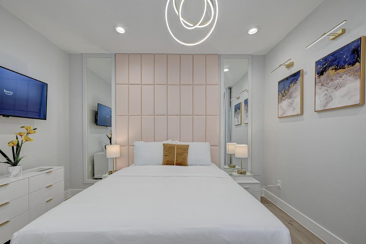Elegant 3Br Haven- Games, Luxury & Lush Garden Villa ฮูสตัน ภายนอก รูปภาพ